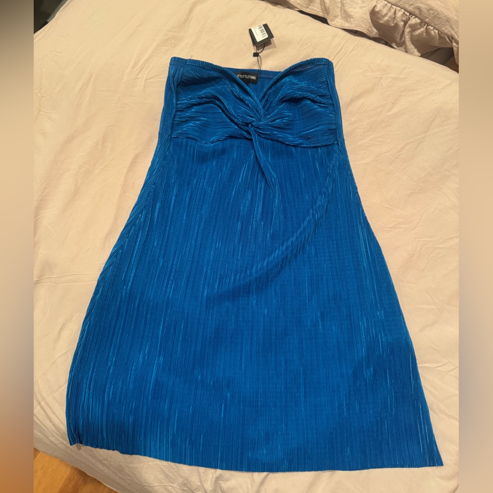 PRETTY LITTLE THING NWT Plisse Knot Detail Bandeau Bodycon Dress
